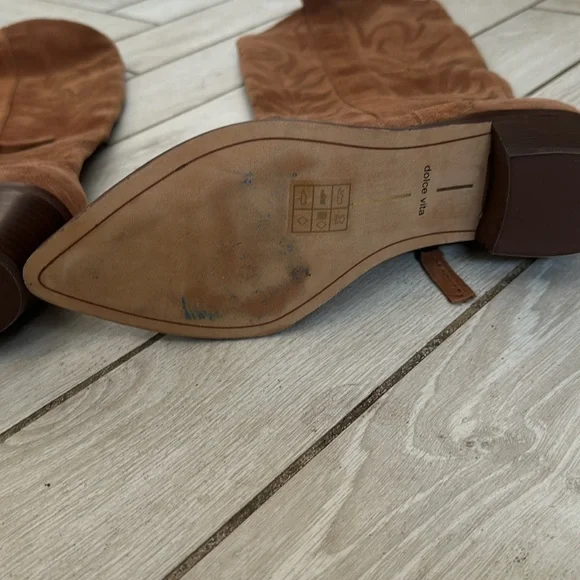 Size 9 Dolce Vita western boots - Picture 2 of 2